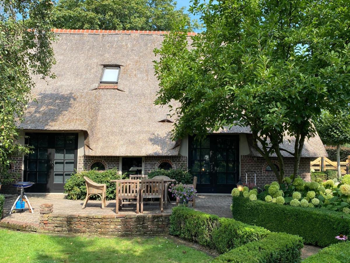 Hofstede "Den Hul"- Riant & Authentiek Verblijf Villa Barneveld Exterior photo